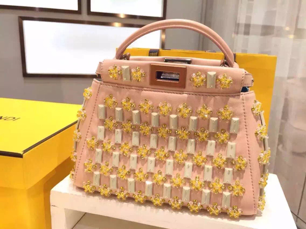 2015AW フェンディ MICRO フェンディスーパーコピー バッグ ナッパレザーバック 8M0355 K50